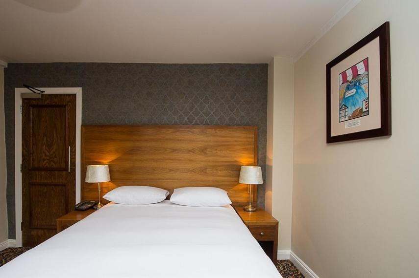 George Wetherspoon Hotel 2*